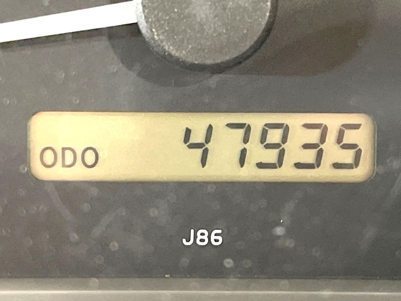 2014 Toyota Land Cruiser 70 CBF-GRJ79K (UW-6a90fb8b31bb7)[2]