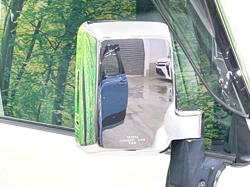 2014 Toyota Land Cruiser 70 CBF-GRJ79K (UW-6a90fb8b31bb7)[17]
