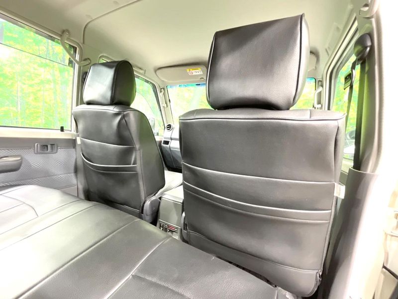 2014 Toyota Land Cruiser 70 CBF-GRJ79K (UW-6a90fb8b31bb7)[27]