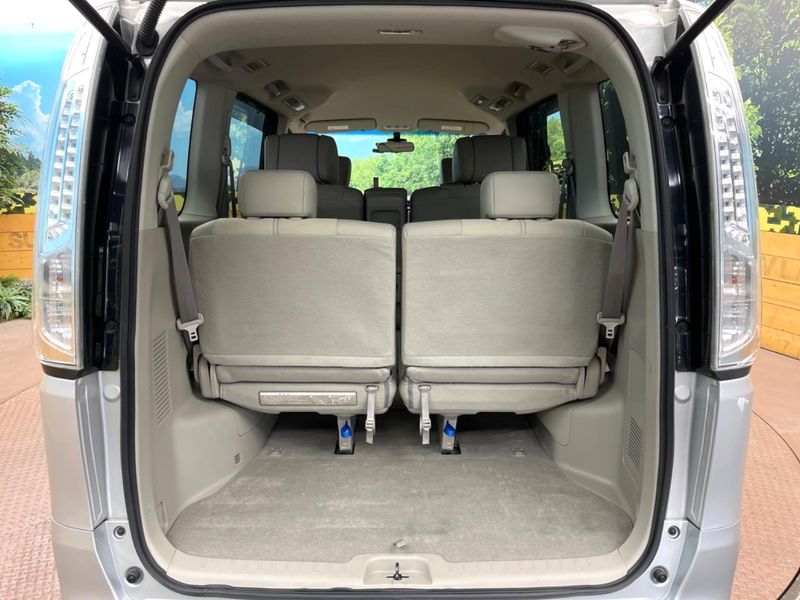 2014 Nissan Serena DAA-HC26 (UW-6a90fba8a8998)[29]