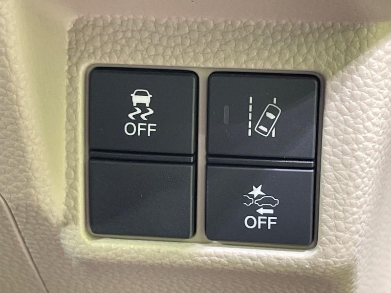 2019 Honda N-BOX 6BA-JF3 (UW-6a90fbee83635)[7]
