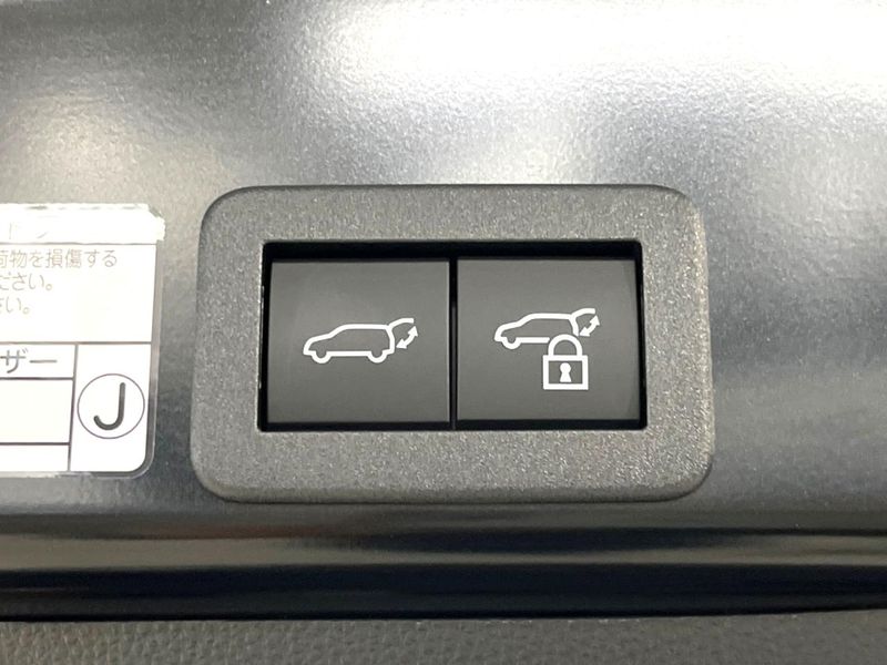 2025 Toyota Yaris Cross 6AA-MXPJ10 (UW-6a90fd2b07859)[13]