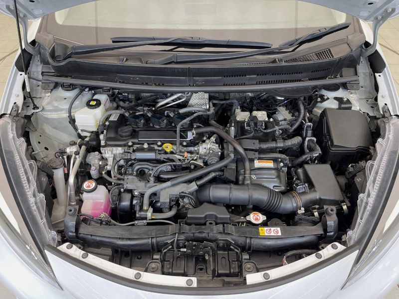 2022 Toyota Aqua 6AA-MXPK11 (UW-6a90fd39b37fc)[4]