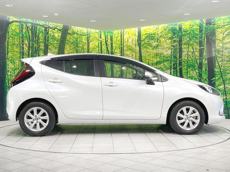 2023 Toyota Aqua 6AA-MXPK11 (UW-6a90fd3a6fc09)[19]