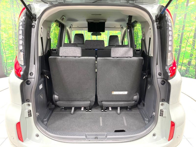 2023 Toyota Sienta 6AA-MXPL10G (UW-6a90fd4062ebf)[27]