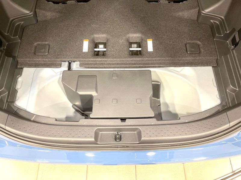 2023 Toyota Sienta 6AA-MXPL10G (UW-6a90fd42785b3)[27]