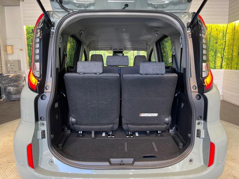 2025 Toyota Sienta 6AA-MXPL10G (UW-6a90fd452c8f2)[14]