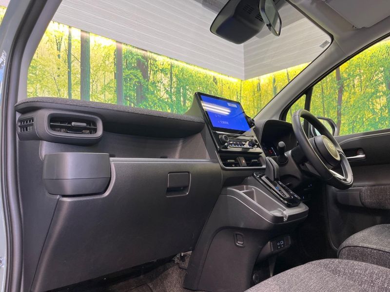 2025 Toyota Sienta 6AA-MXPL10G (UW-6a90fd452c8f2)[17]