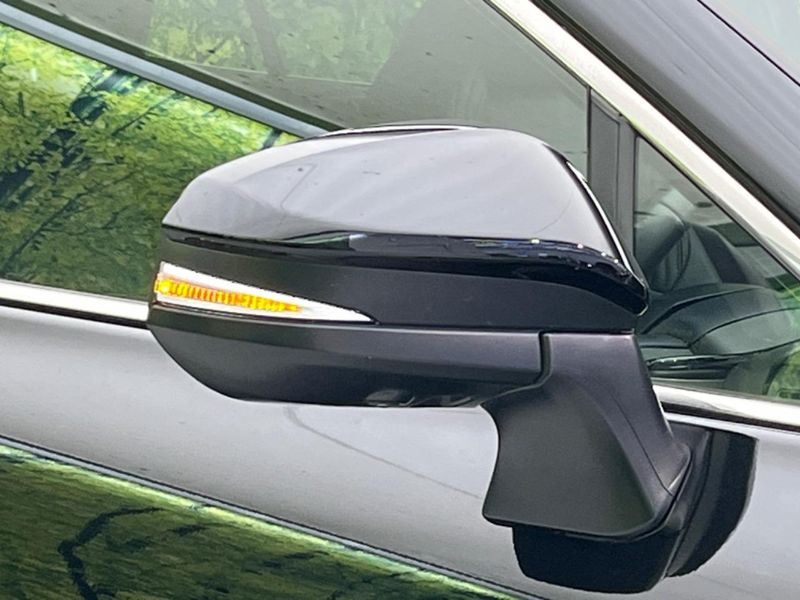 2021 Toyota Harrier 6BA-MXUA80 (UW-6a90fd4b7c4f3)[26]