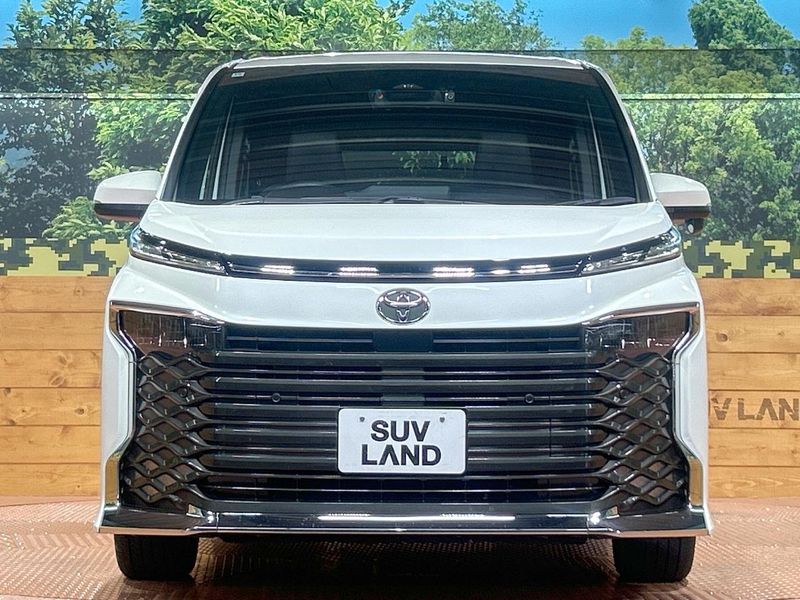 2024 Toyota Voxy 6BA-MZRA90W (UW-6a90fd670d384)[17]