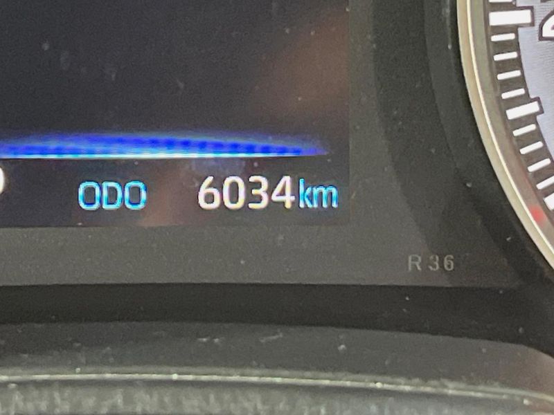 2025 Toyota Voxy 6BA-MZRA90W (UW-6a90fd680bc3a)[2]