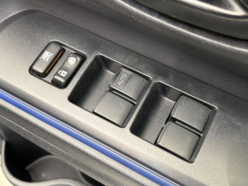 2015 Toyota Aqua DAA-NHP10 (UW-6a90fd72ca7ba)[6]