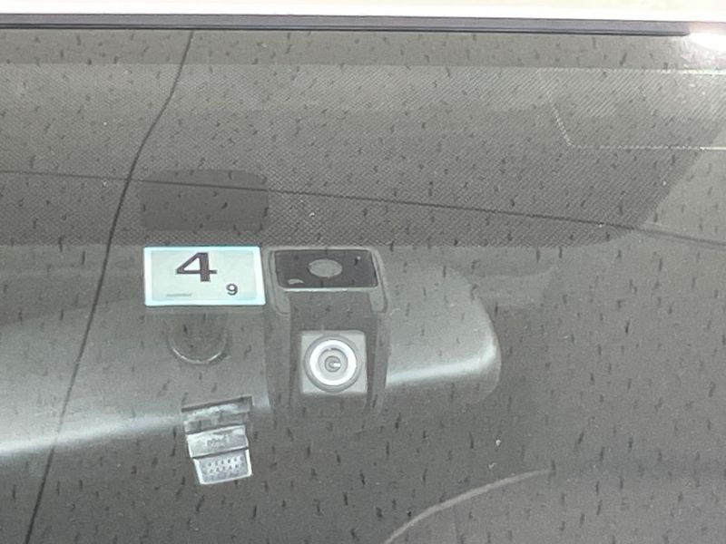2012 Toyota Aqua DAA-NHP10 (UW-6a90fd769f15f)[12]