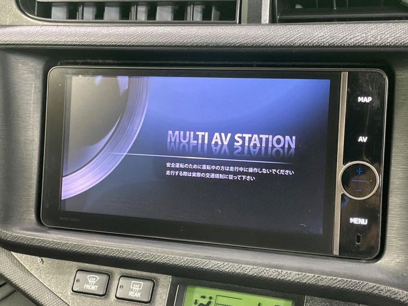 2012 Toyota Aqua DAA-NHP10 (UW-6a90fd769f15f)[6]