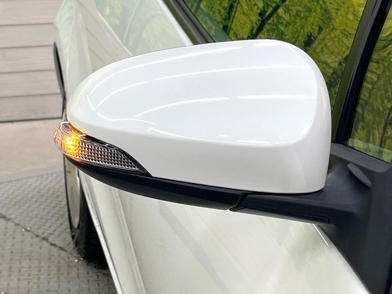 2014 Toyota Aqua DAA-NHP10 (UW-6a90fd781456f)[15]