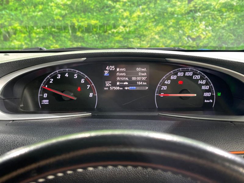 2016 Toyota Sienta DBA-NSP170G (UW-6a90fd8856fa3)[27]