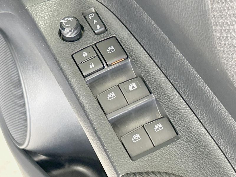 2018 Toyota Sienta DBA-NSP170G (UW-6a90fd8af3378)[24]