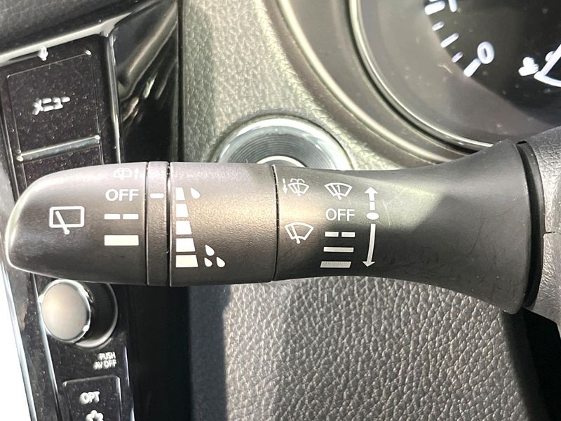 2017 Nissan X-Trail DBA-NT32 (UW-6a90fd909fc9d)[28]