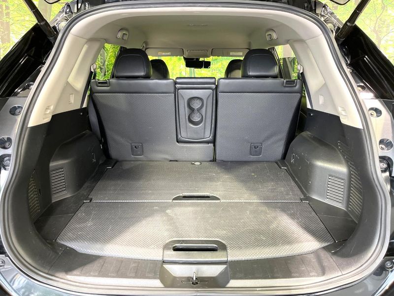 2017 Nissan X-Trail DBA-NT32 (UW-6a90fd909fc9d)[11]