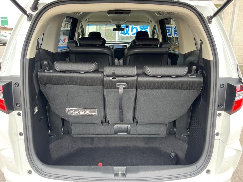 2016 Honda Odyssey DBA-RC1 (UW-6a90fd989d3a2)[16]