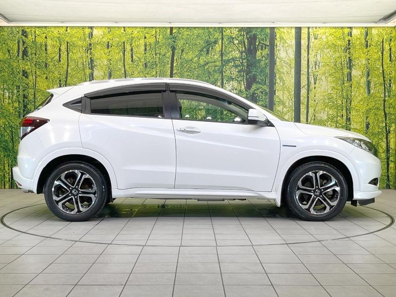 2014 Honda Vezel DAA-RU3 (UW-6a90fda574576)[17]