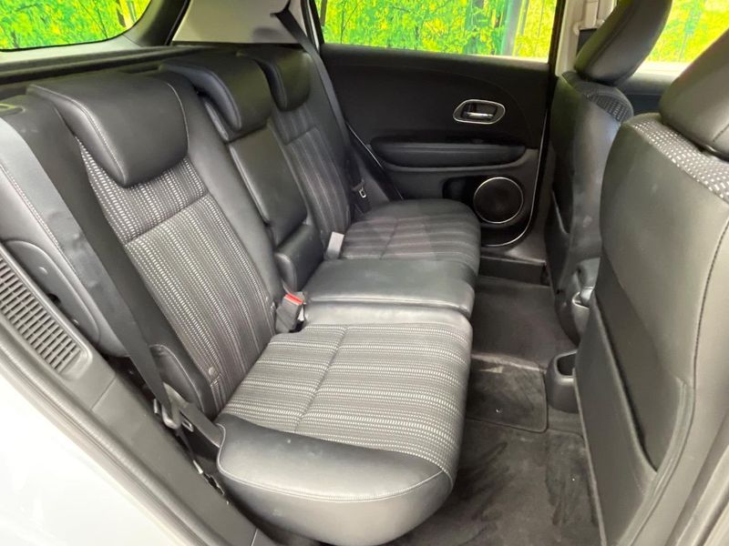 2016 Honda Vezel DAA-RU3 (UW-6a90fda714294)[21]