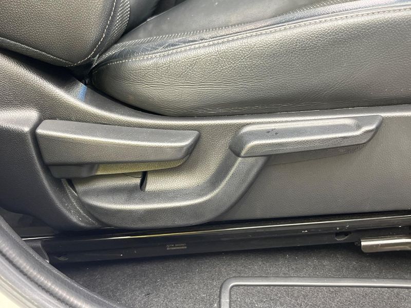 2016 Honda Vezel DAA-RU3 (UW-6a90fda714294)[18]