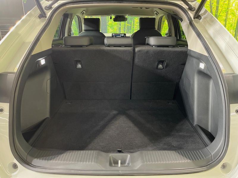 2021 Honda Vezel 6AA-RV5 (UW-6a90fdae47bfb)[13]