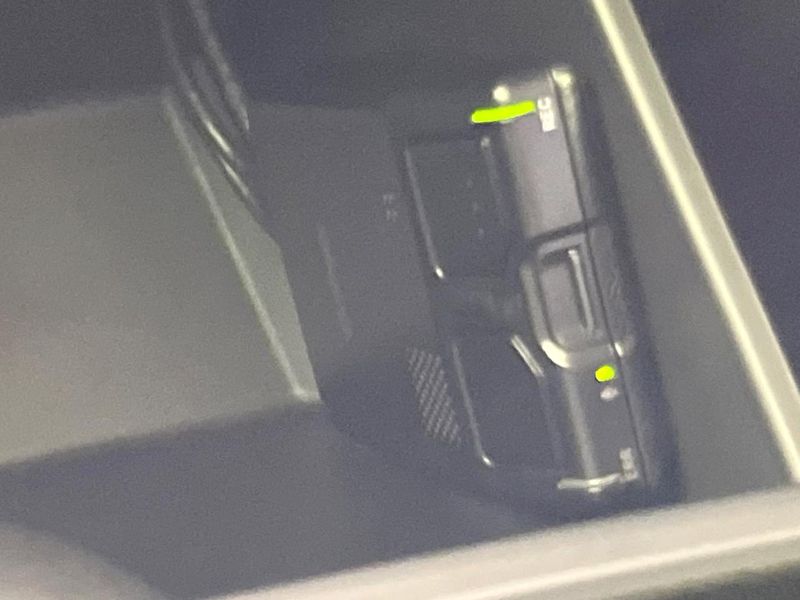 2022 Honda Vezel 6AA-RV5 (UW-6a90fdb100cd5)[26]