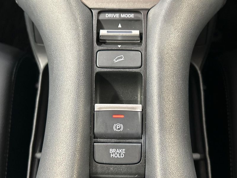 2023 Honda ZR-V 6AA-RZ4 (UW-6a90fdbbe831e)[29]