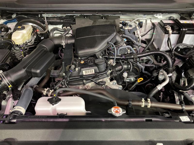 2025 Toyota Land Cruiser 250 3BA-TRJ250W (UW-6a90fdeb3d220)[4]
