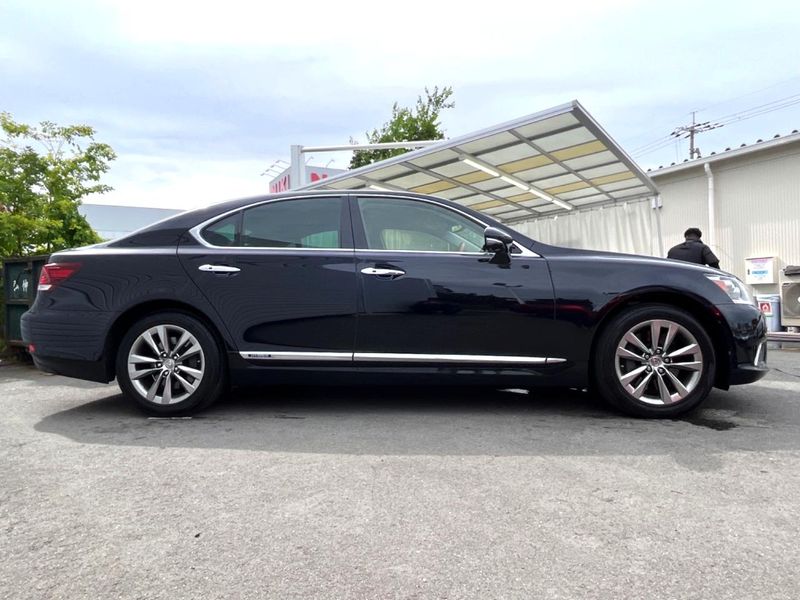 2013 Lexus LS DAA-UVF45 (UW-6a90fdedcb646)[26]
