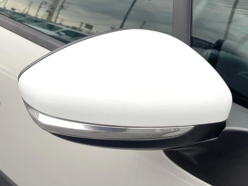 2019 Citroen C3 ABA-B6HN01 (UW-6a90fdf5b0c5b)[17]