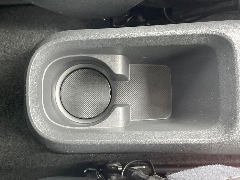 2019 Citroen C3 ABA-B6HN01 (UW-6a90fdf5cc274)[24]