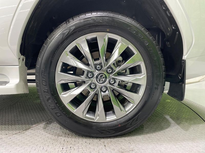 2024 Toyota Land Cruiser 3BA-VJA300W (UW-6a90fdf75da46)[13]