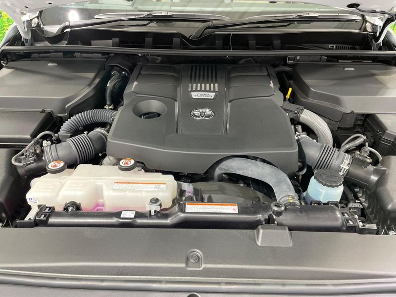 2024 Toyota Land Cruiser 3BA-VJA300W (UW-6a90fdf75da46)[4]