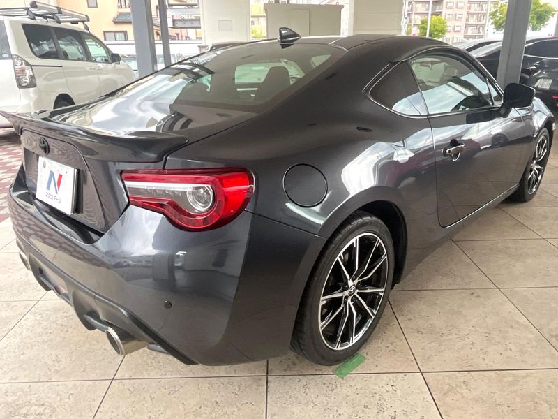 2016 Toyota 86 DBA-ZN6 (UW-6a90fe2c6ef16)[8]