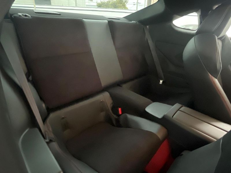 2022 Toyota GR86 3BA-ZN8 (UW-6a90fe2e2caf3)[29]