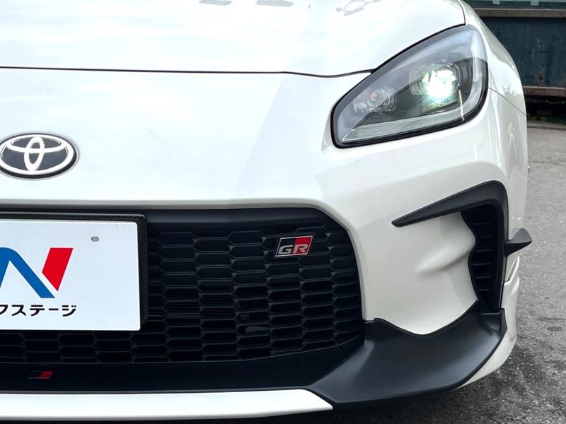 2022 Toyota GR86 3BA-ZN8 (UW-6a90fe2e599a4)[28]