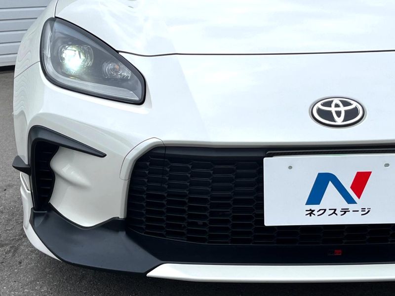 2022 Toyota GR86 3BA-ZN8 (UW-6a90fe2e599a4)[29]