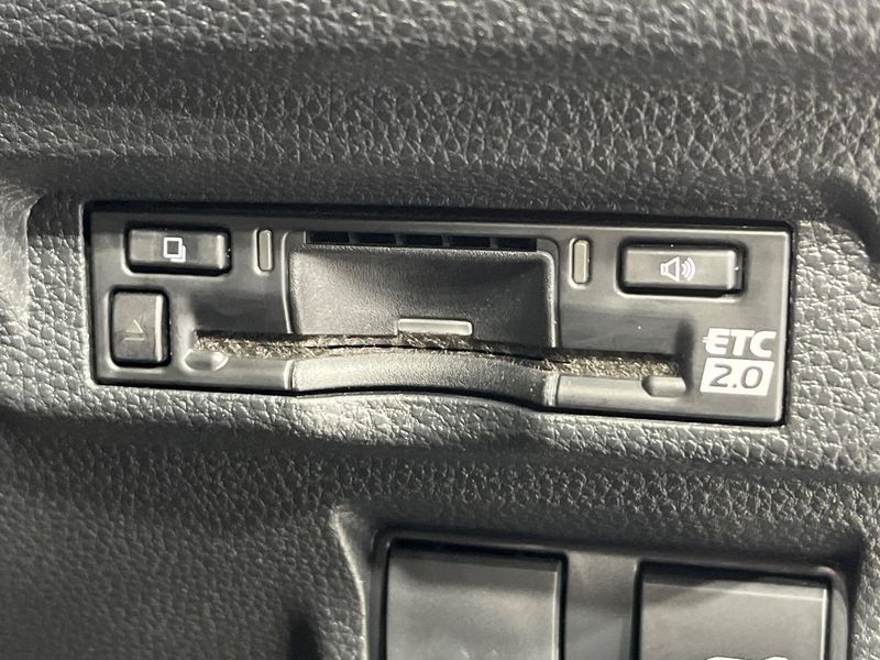 2024 Toyota Corolla Cross 6AA-ZVG16 (UW-6a90fe513be6c)[13]