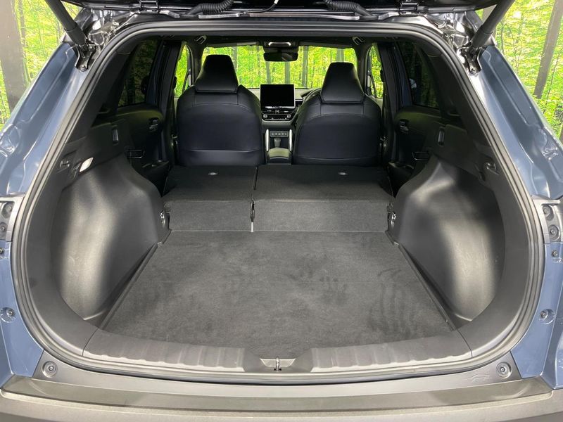 2024 Toyota Corolla Cross 6AA-ZVG16 (UW-6a90fe513be6c)[23]