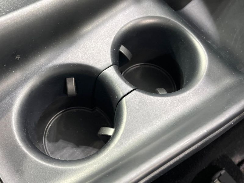 2017 Toyota Prius DAA-ZVW50 (UW-6a90fe59d2dbe)[29]
