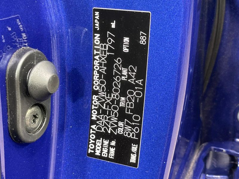 2016 Toyota Prius DAA-ZVW50 (UW-6a90fe5ca2c79)[1]