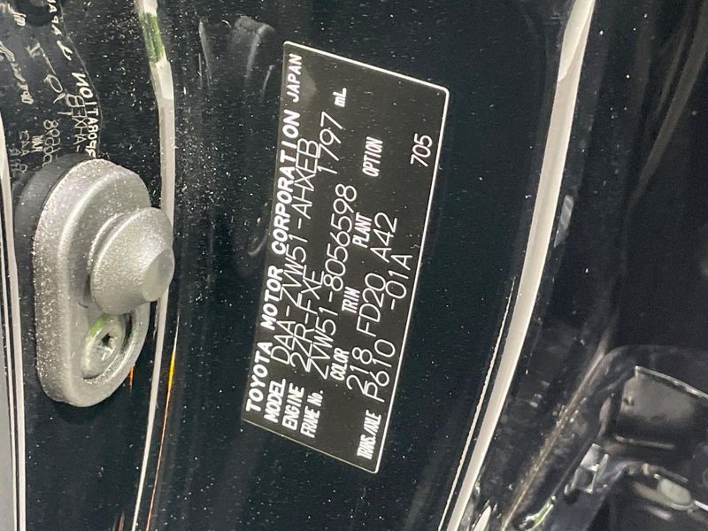 2019 Toyota Prius DAA-ZVW51 (UW-6a90fe66b0084)[1]