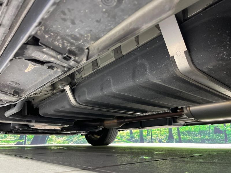2022 Toyota Voxy 6AA-ZWR90W (UW-6a90fe76efbd3)[15]