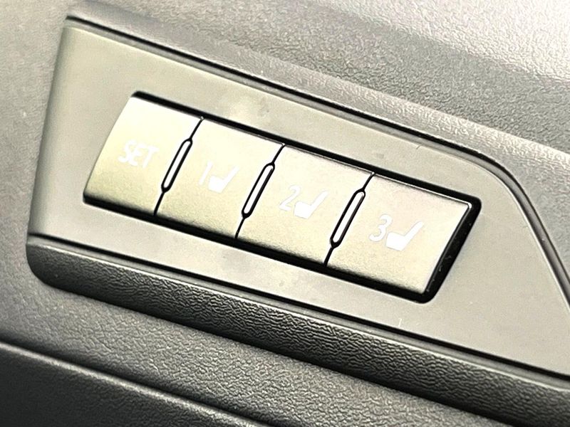2019 Toyota Alphard DBA-AGH30W (UW-6a924c1c41391)[11]