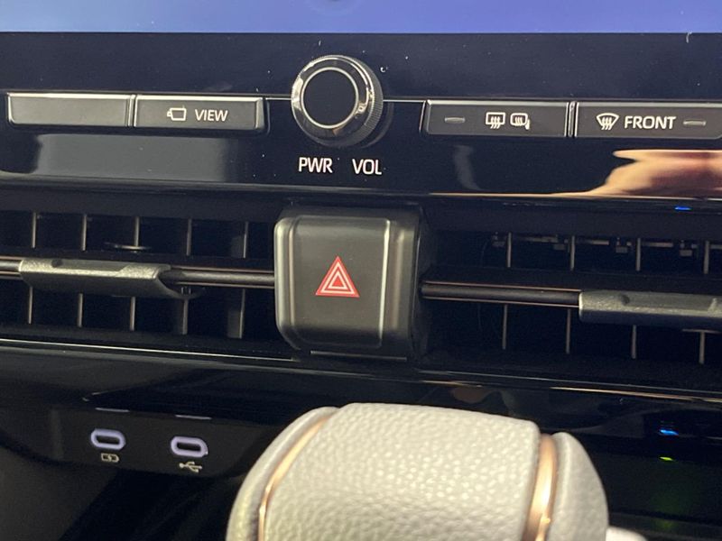 2024 Toyota Alphard 3BA-AGH40W (UW-6a924c2d2363f)[15]