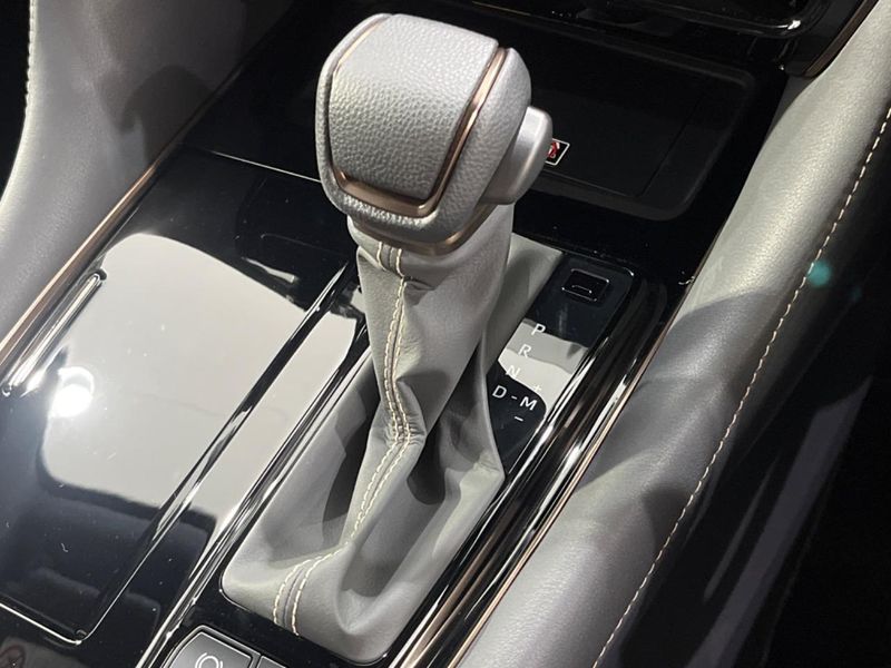 2024 Toyota Alphard 3BA-AGH40W (UW-6a924c2d2363f)[5]