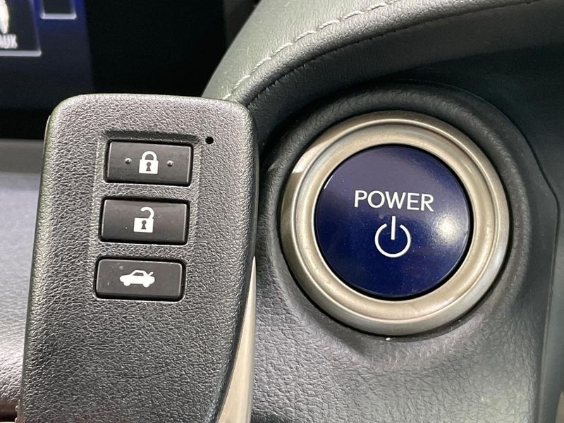2015 Lexus RC DAA-AVC10 (UW-6a924c3c8cb85)[19]
